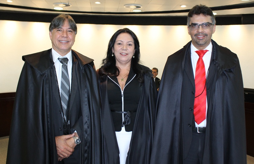 Mesa diretora TCDF
