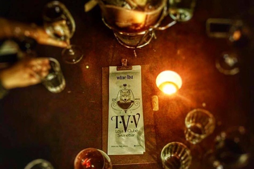 IVV Swine Bar