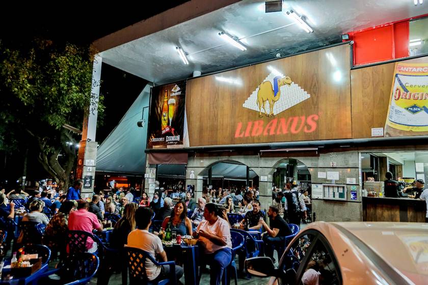 Na foto, a fachada do Libanus