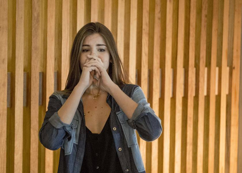 Angel (Camila Queiroz) em Verdades Secretas