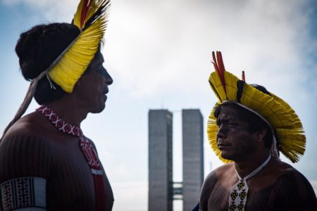 imagem colorida indigenas congresso - metrópoles