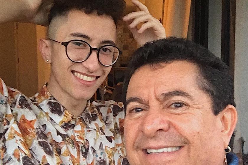 Foto colorida de Solimões e o filho, Gabeu - Metrópoles