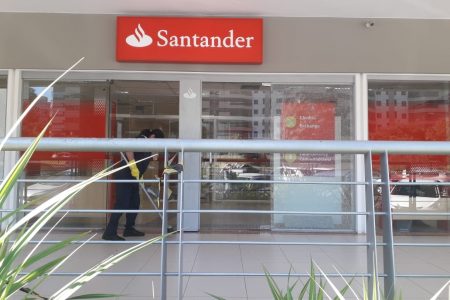 fachada agência Santander