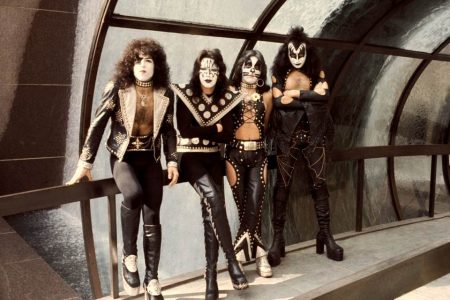 UNITED STATES - JANUARY 01: Photo of Paul STANLEY and KISS and Ace FREHLEY and Gene SIMMONS and Peter CRISS; L-R: Paul Stanley, Ace Frehley, Peter Criss, Gene Simmons - posed, group shot (Photo by Steve Morley/Redferns)