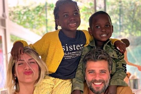 Gio Ewbank, Bruno Gagliasso e os filhos