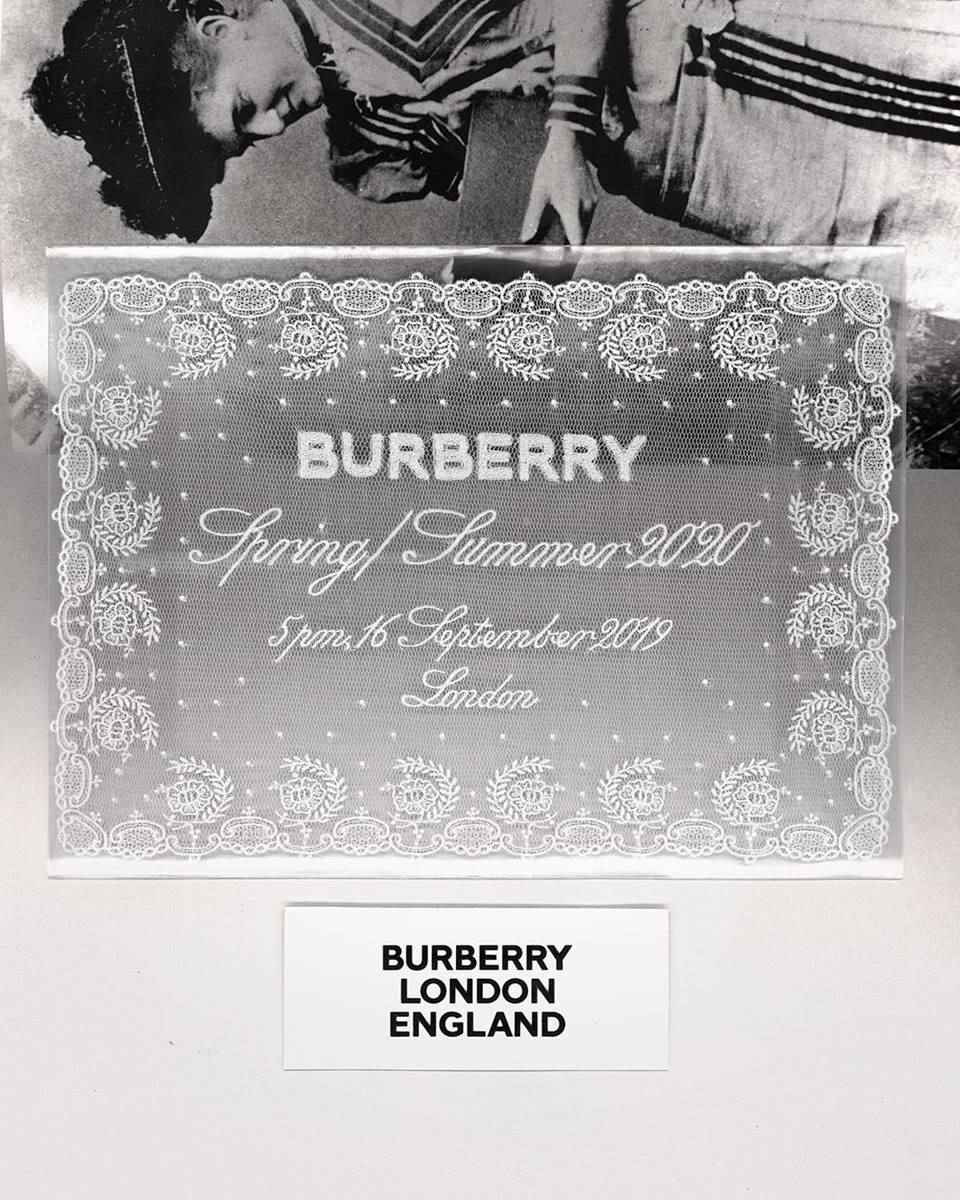Reprodução/Instagram/@burberry