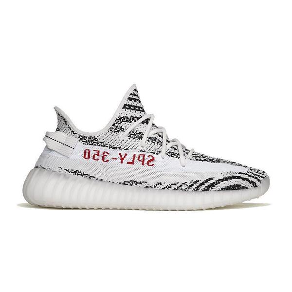 Tênis Yeezy Boost em foto no estúdio - Metrópoles
