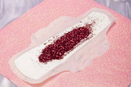 absorvente com glitter