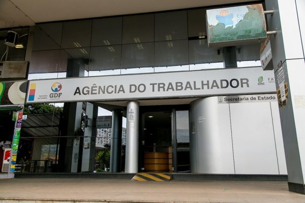 fachada Agência do Trabalhador