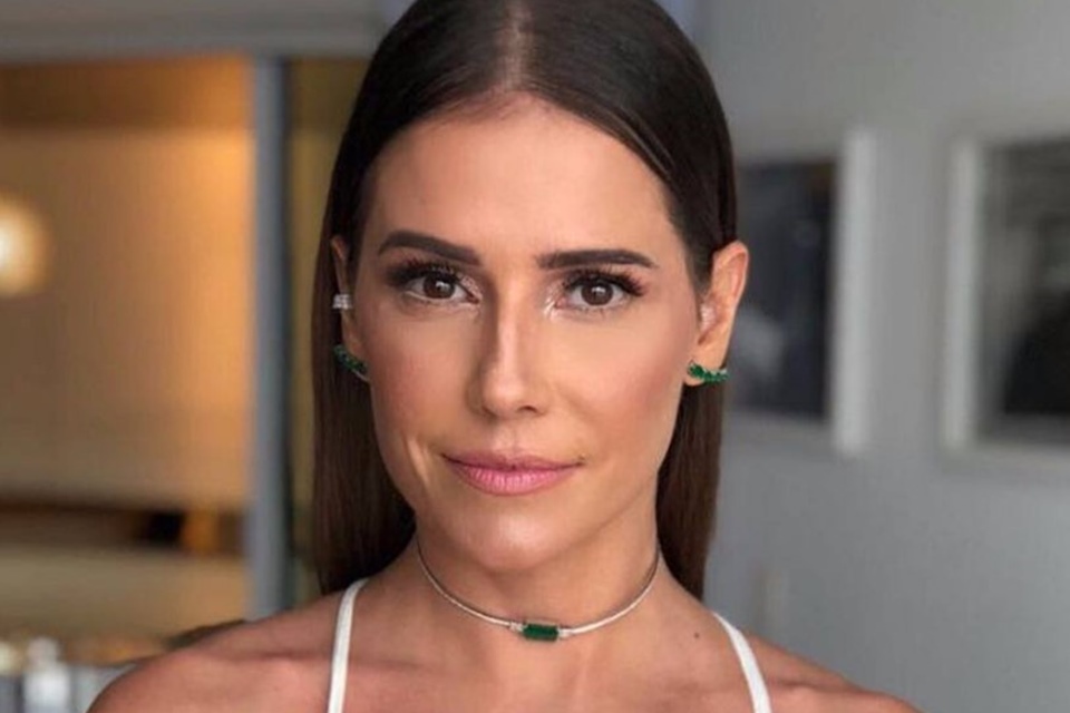 Deborah Secco