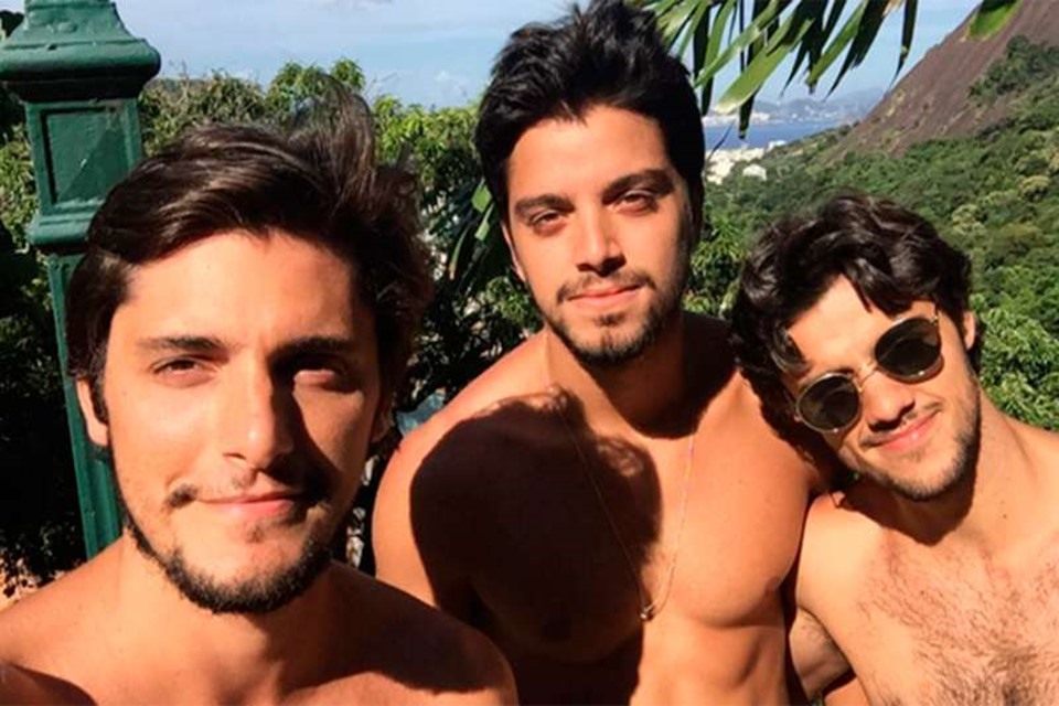 Bruno Os irmãos Bruno Gissoni, Rodrigo e Felipe Simas, Rodrigo e Felipe Simas