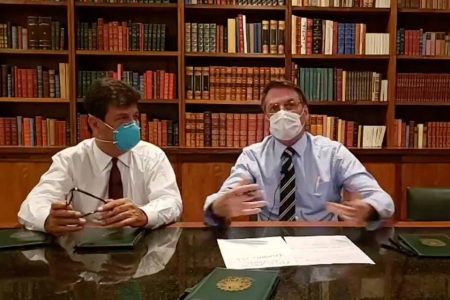 Presidente faz transmissão semanal