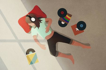 garota deitada ouvindo música