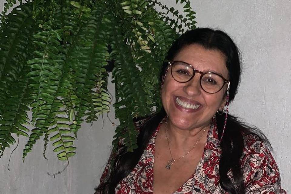 Regina Casé de Lourdes, personagem em Amor de Mãe