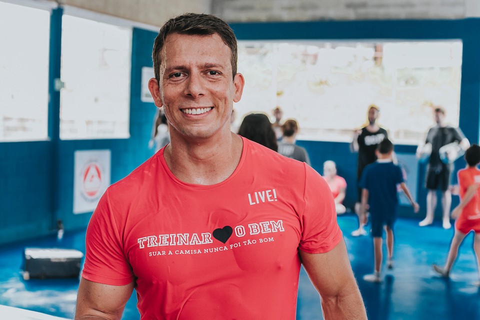 Professor de dança Bruno Mendes