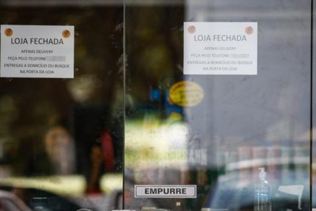 loja é fechada após decreto do GDF