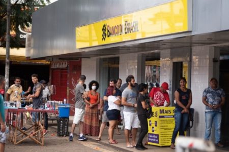 Bancos reabrem na manhã desta quarta-feira (8/4)