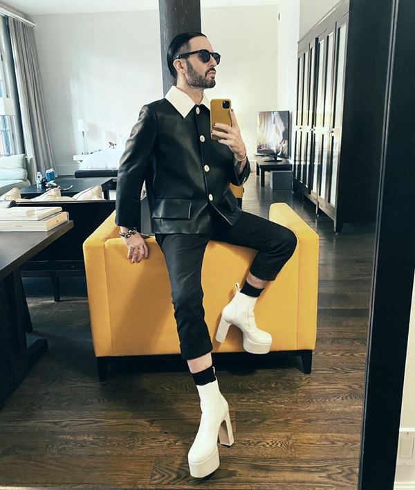 Marc Jacobs também chama atenção pelo próprio estilo