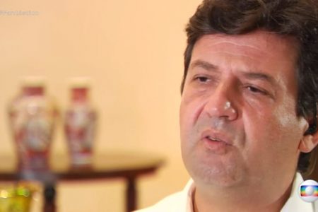 Luiz Henrique Mandetta dá entrevista ao Fantástico