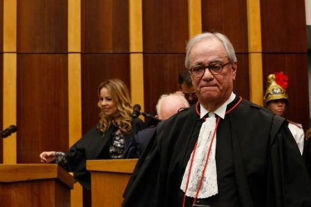 Desembargador Humberto Ulhôa, presidente do TRE-DF