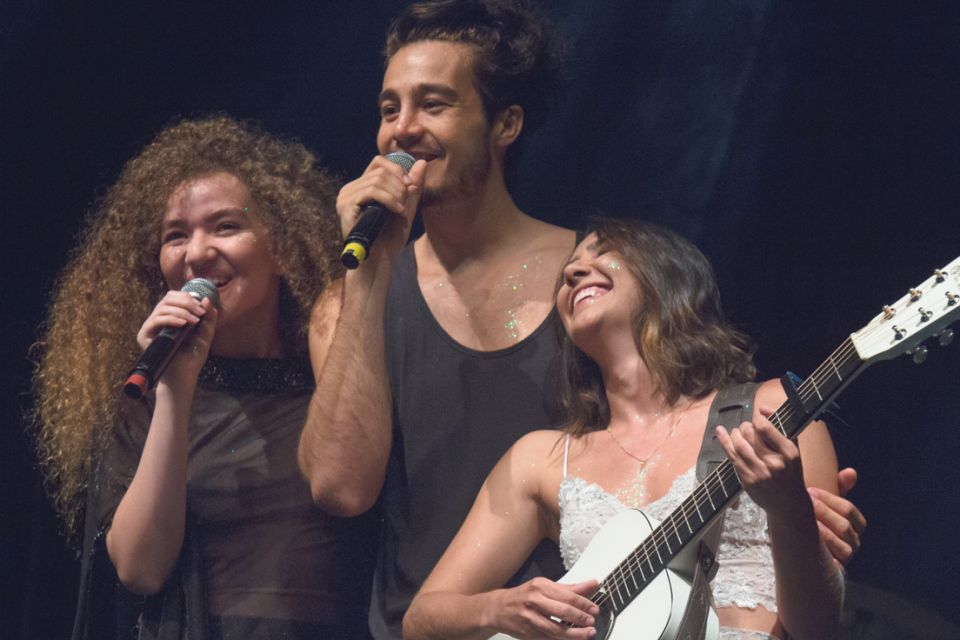 Tiago Iorc e Anavitoria