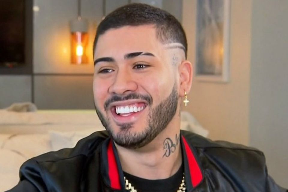 Kevinho sorrindo