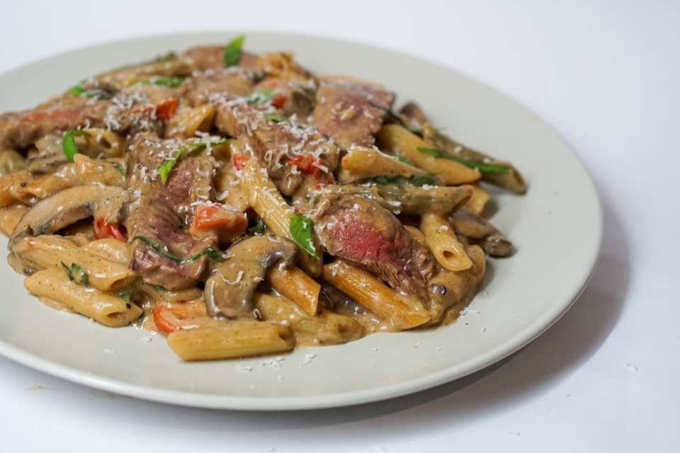 penne com carne