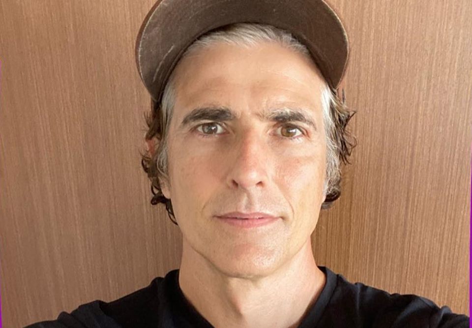 Reynaldo Giannecchine e visual grisalho no Instagram
