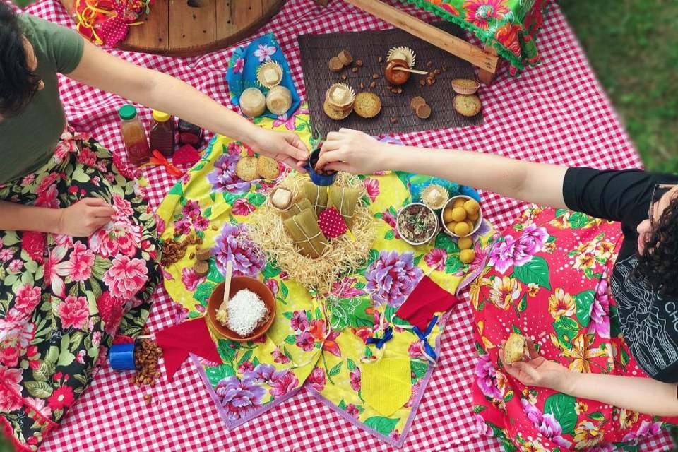 Festa junina em casa, Broto Gastronomia