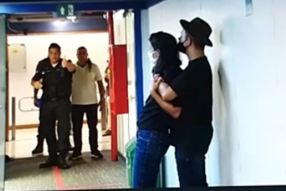 Repórter da Globo é mantida refém no RJ