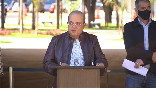 Inauguração da Praça da Galeria dos Estados