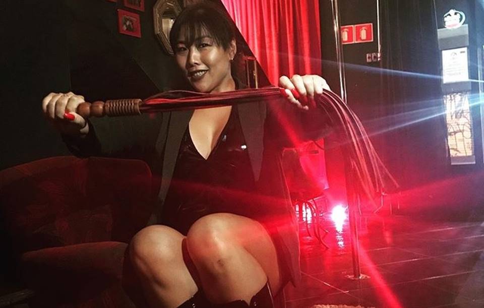 Madame dUba dominatrix