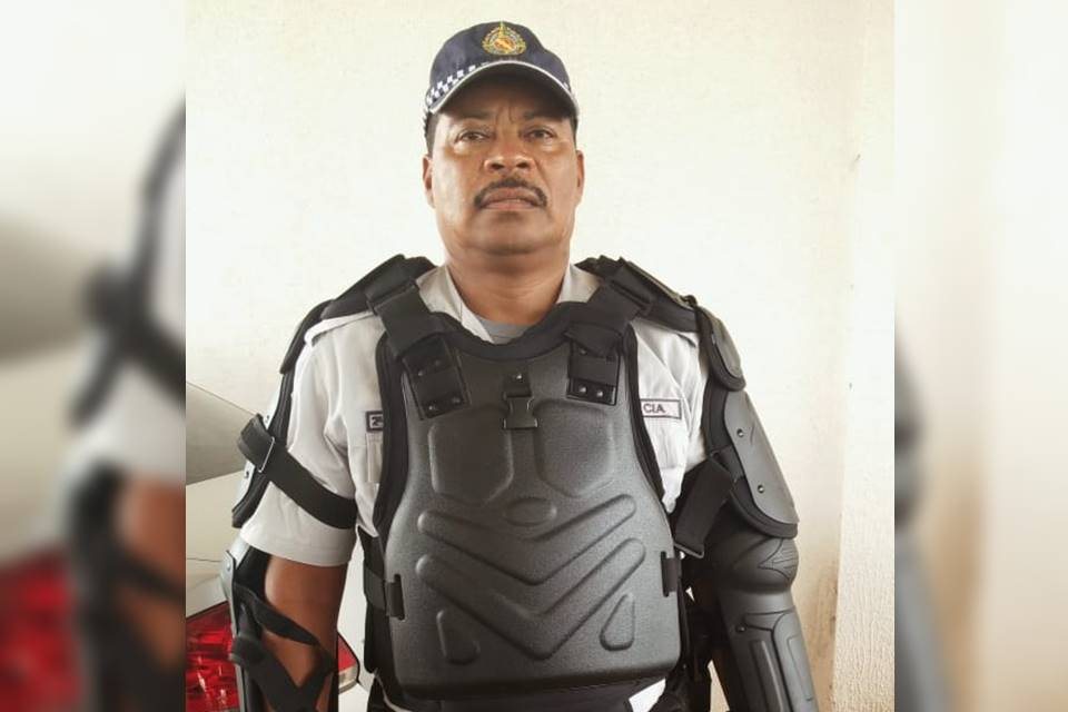 Policial Morto