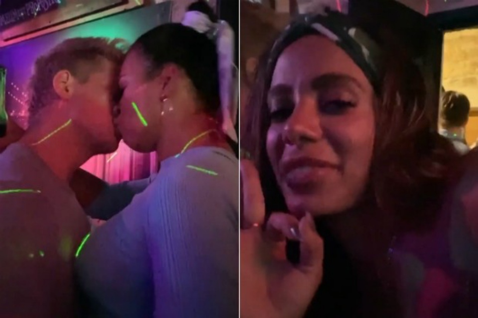 Ariadna se divertindo na viagem