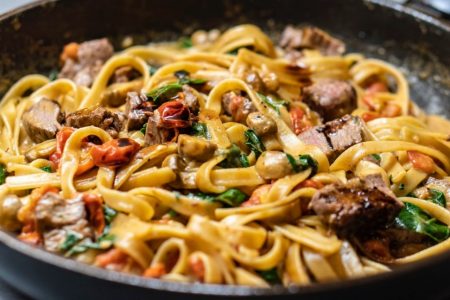 Fettuccine com carne