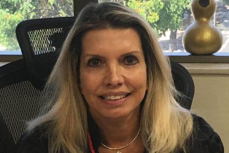 Marília de Castro Neves