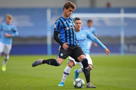 Rodrigo Gut com a camisa da Atalanta