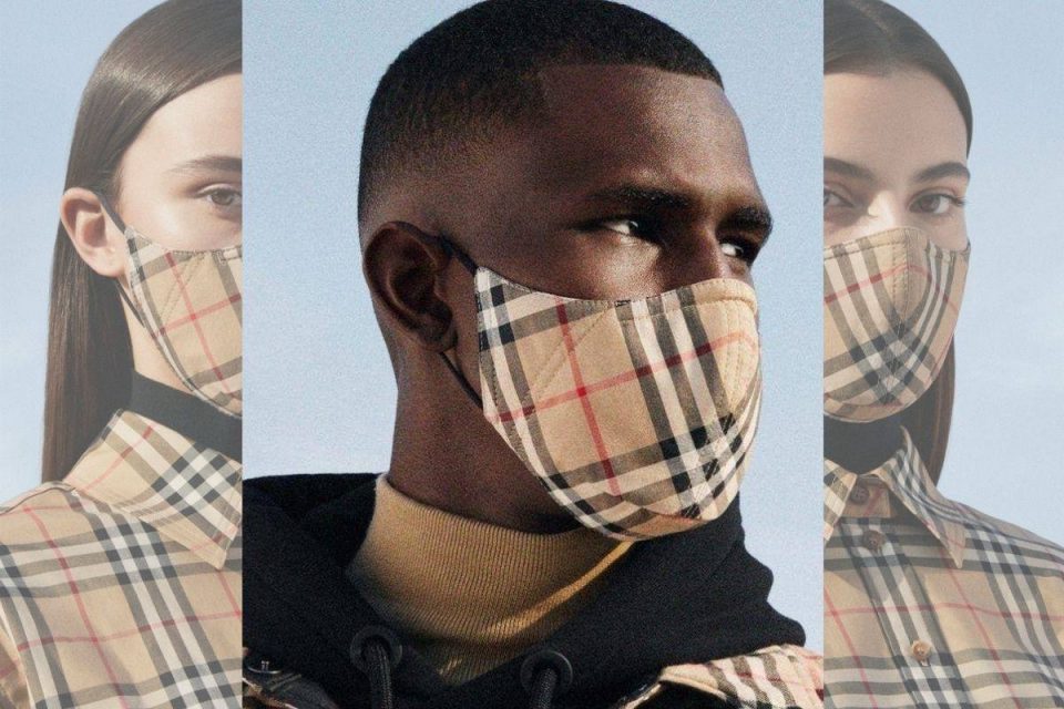 Máscara burberry