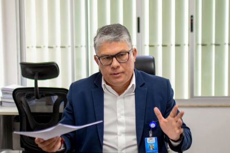 secretário de Saúde do DF, Francisco Araújo