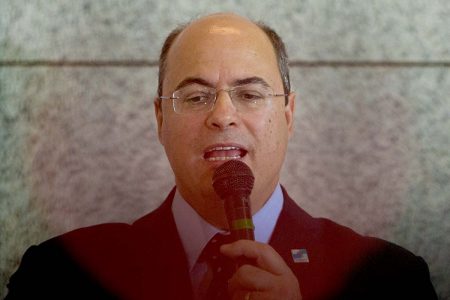 STJ determina afastamento de Wilson Witzel do governo do Rio