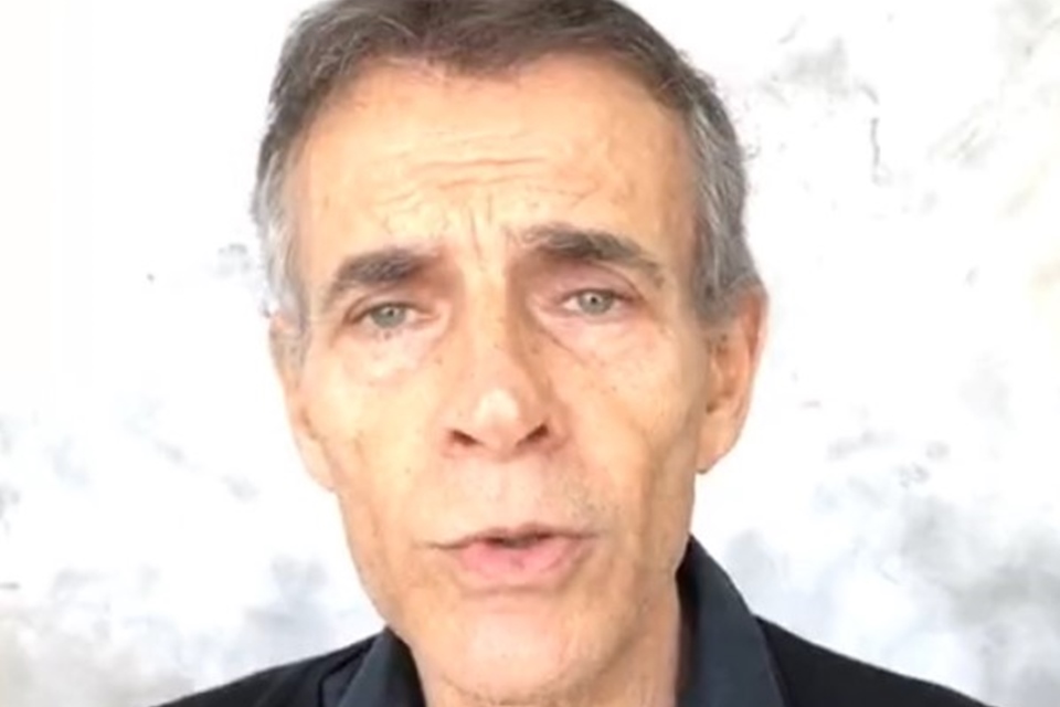 Foto colorida de Mário Gomes, ex-galã da Tv Globo