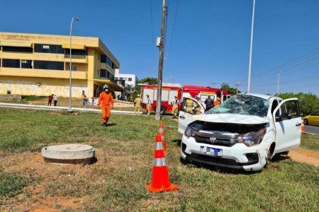Carro batido, acidente com vítima