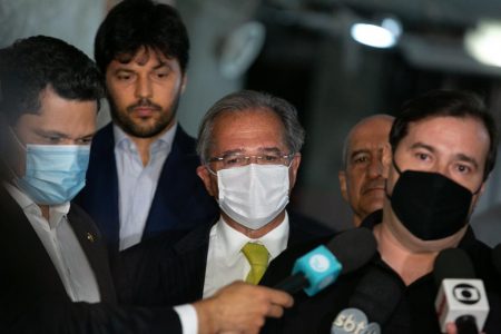 Paulo Guedes e Rodrigo Maia selam a paz