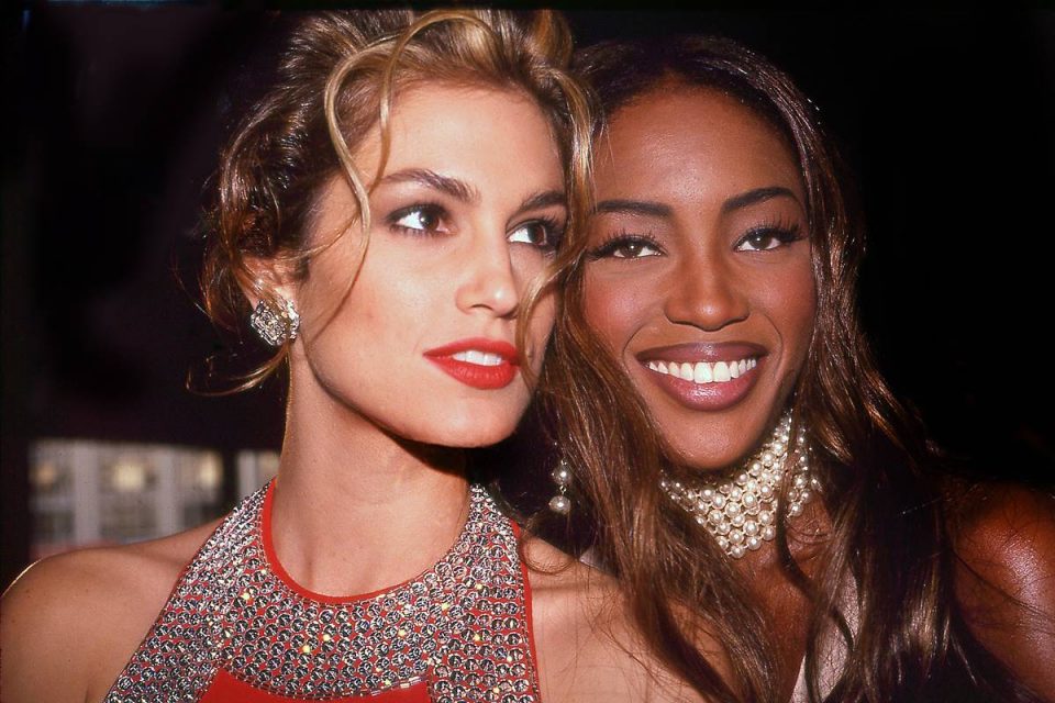 Modelos Cindy Crawford e Naomi Campbell