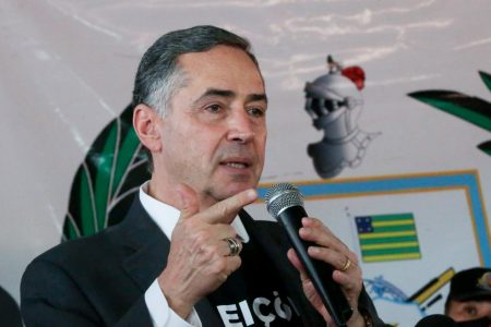 Presidente TSE Roberto Barroso visita as demonstrações de novas tecnologias para o voto do projeto Eleições do Futuro