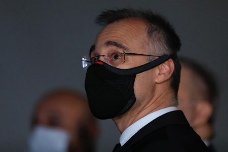 Ministros acompanham a apuração dos votos em frente ao telão montado no TSE eleicoes 2020