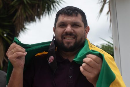 logueiro bolsonarista Oswaldo Eustáquio, após a determinação de prisão domiciliar e tornozeleira eletrônica