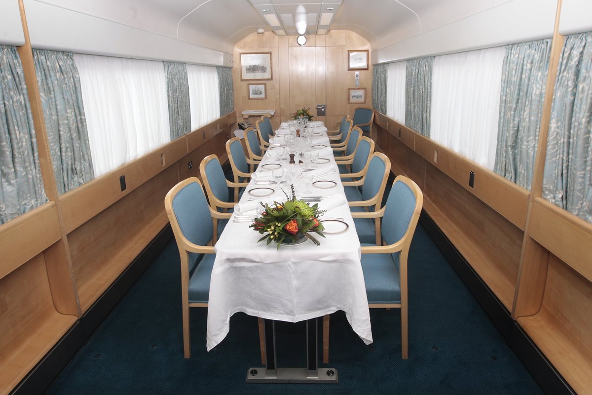 British Royal Train - Trem Real