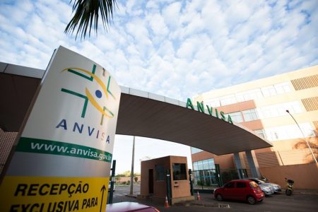 O diretor da Anvisa diz que devemos fazer tudo ao nosso alcance