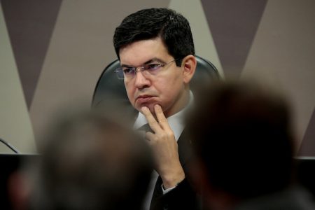 Senador Randolfe Rodrigues - Metropoles